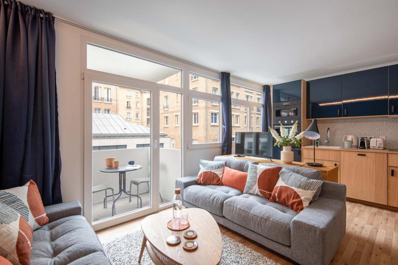 New - Appt Style Le Corbusier Avec Balcon - 8 Pers Lägenhet Paris Exteriör bild