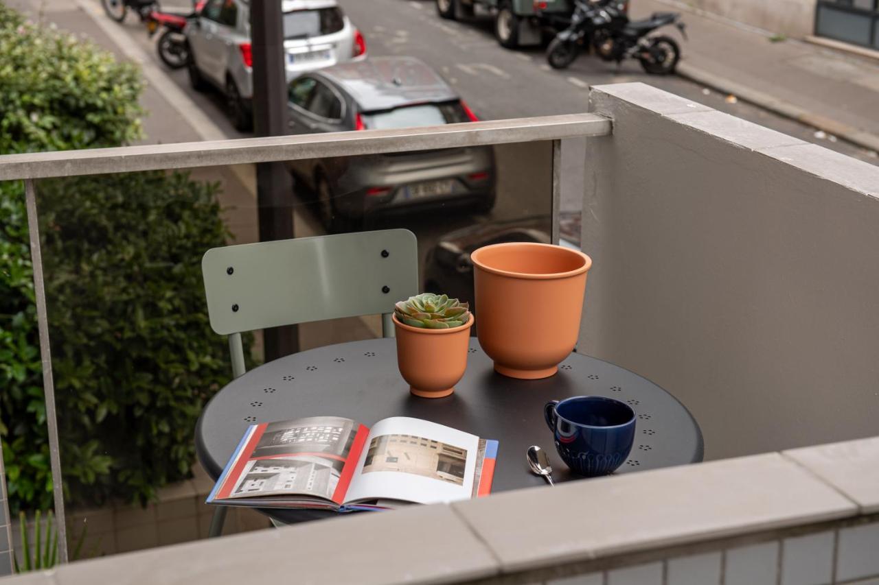 New - Appt Style Le Corbusier Avec Balcon - 8 Pers Lägenhet Paris Exteriör bild