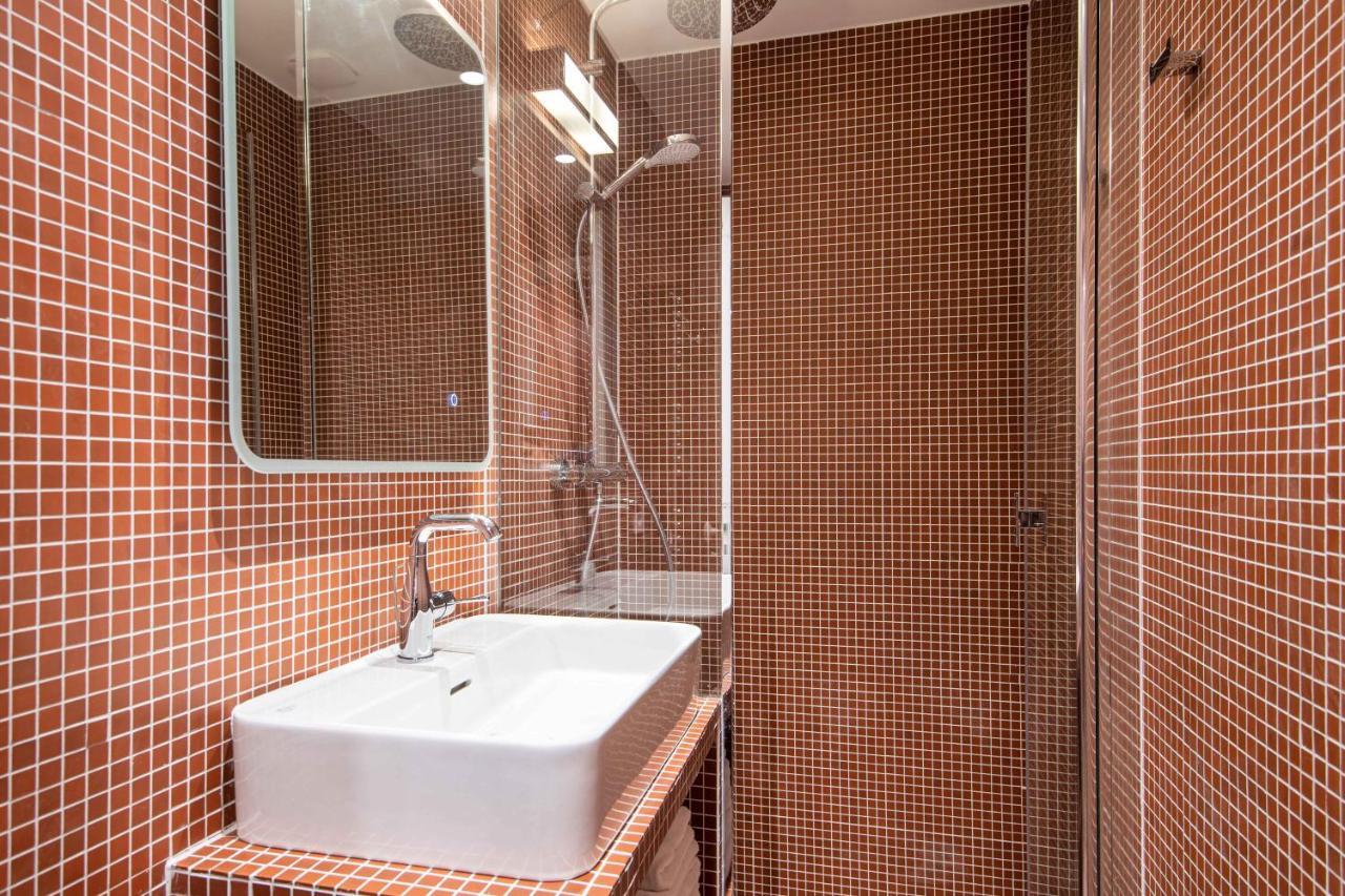 New - Appt Style Le Corbusier Avec Balcon - 8 Pers Lägenhet Paris Exteriör bild